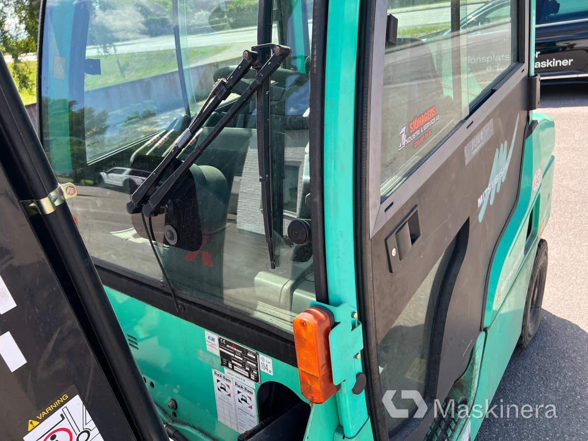 Forklift diesel Truck Mitsubishi FD25N: gambar 39 Forklift diesel Truck Mitsubishi FD25N: gambar 39