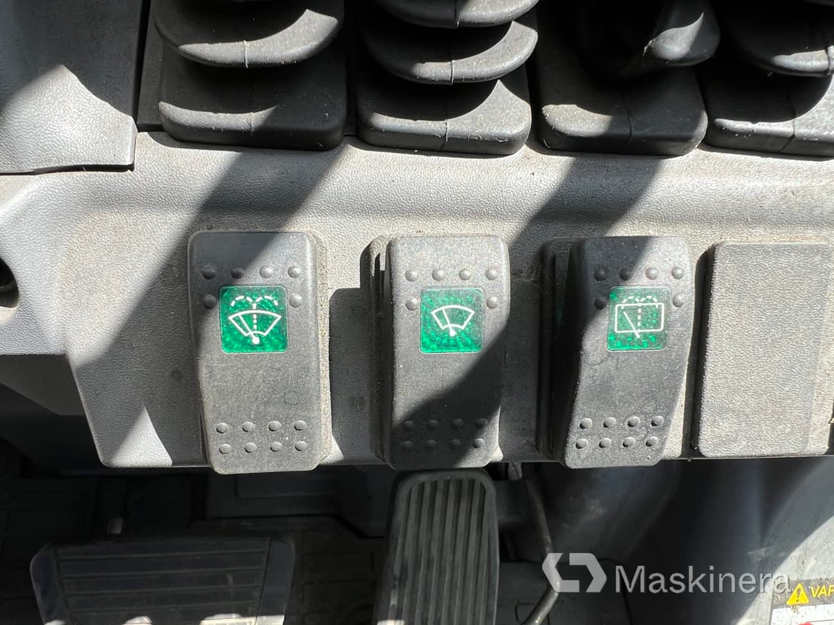 Forklift diesel Truck Mitsubishi FD25N: gambar 26 Forklift diesel Truck Mitsubishi FD25N: gambar 26