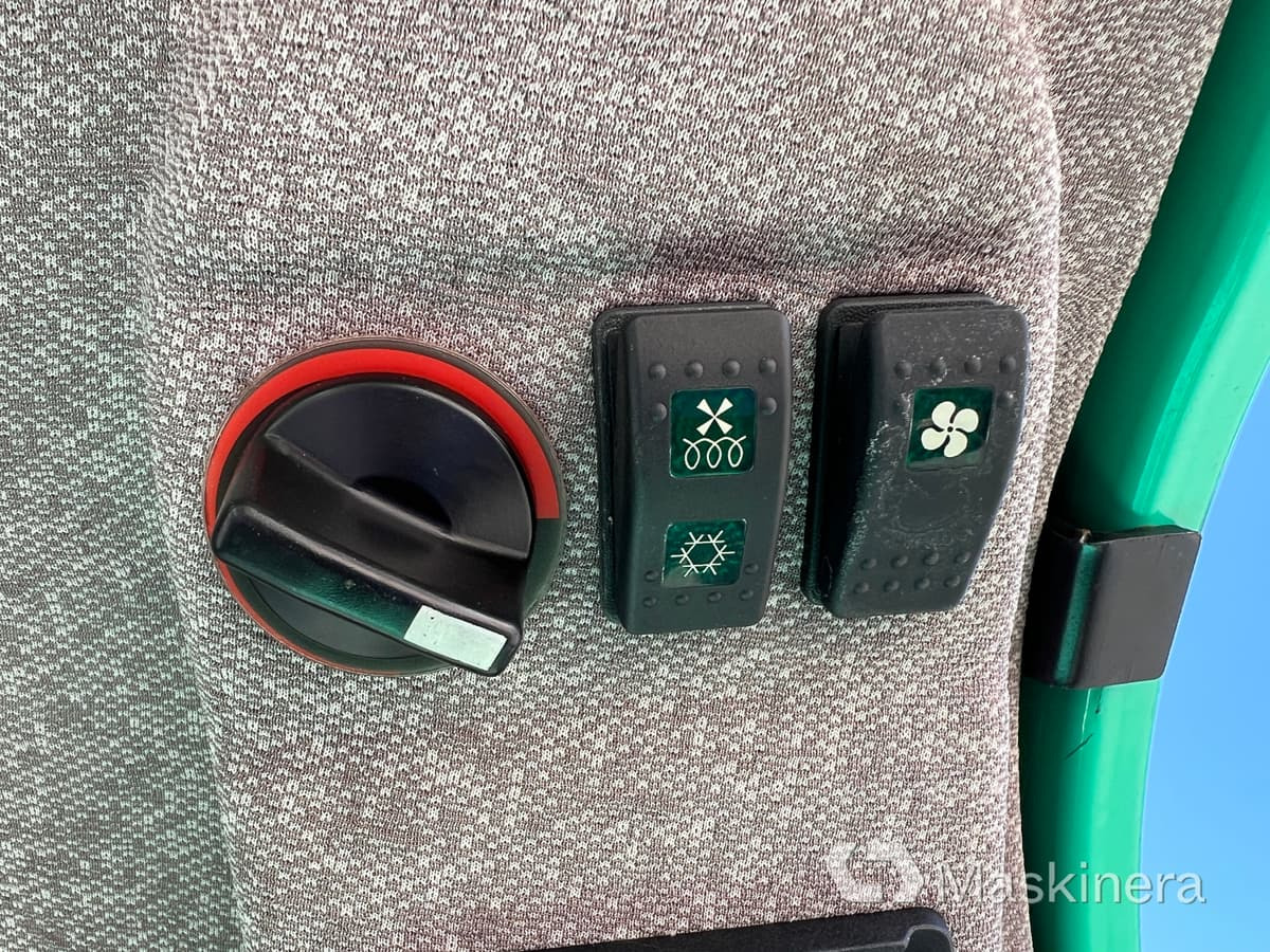 Forklift diesel Truck Mitsubishi FD25N: gambar 28 Forklift diesel Truck Mitsubishi FD25N: gambar 28