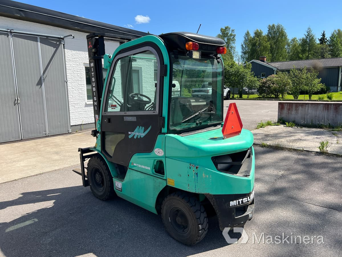 Forklift diesel Truck Mitsubishi FD25N: gambar 7 Forklift diesel Truck Mitsubishi FD25N: gambar 7