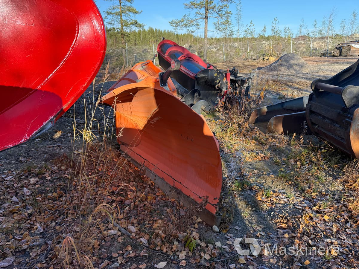 Vikplog PRONAR PWV4000HD - Bajak salju: gambar 4 Vikplog PRONAR PWV4000HD - Bajak salju: gambar 4