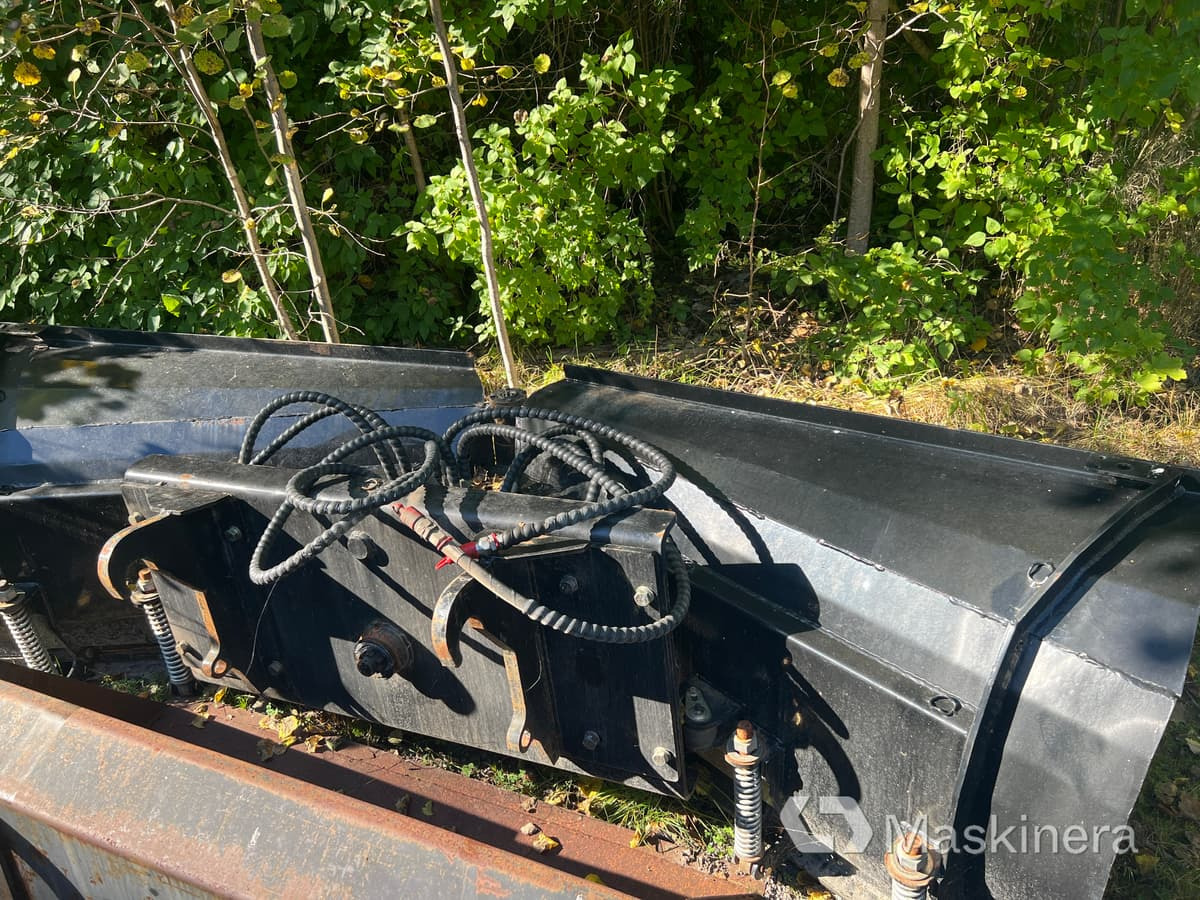 Bajak salju Vikplog SMS/Trima: gambar 1