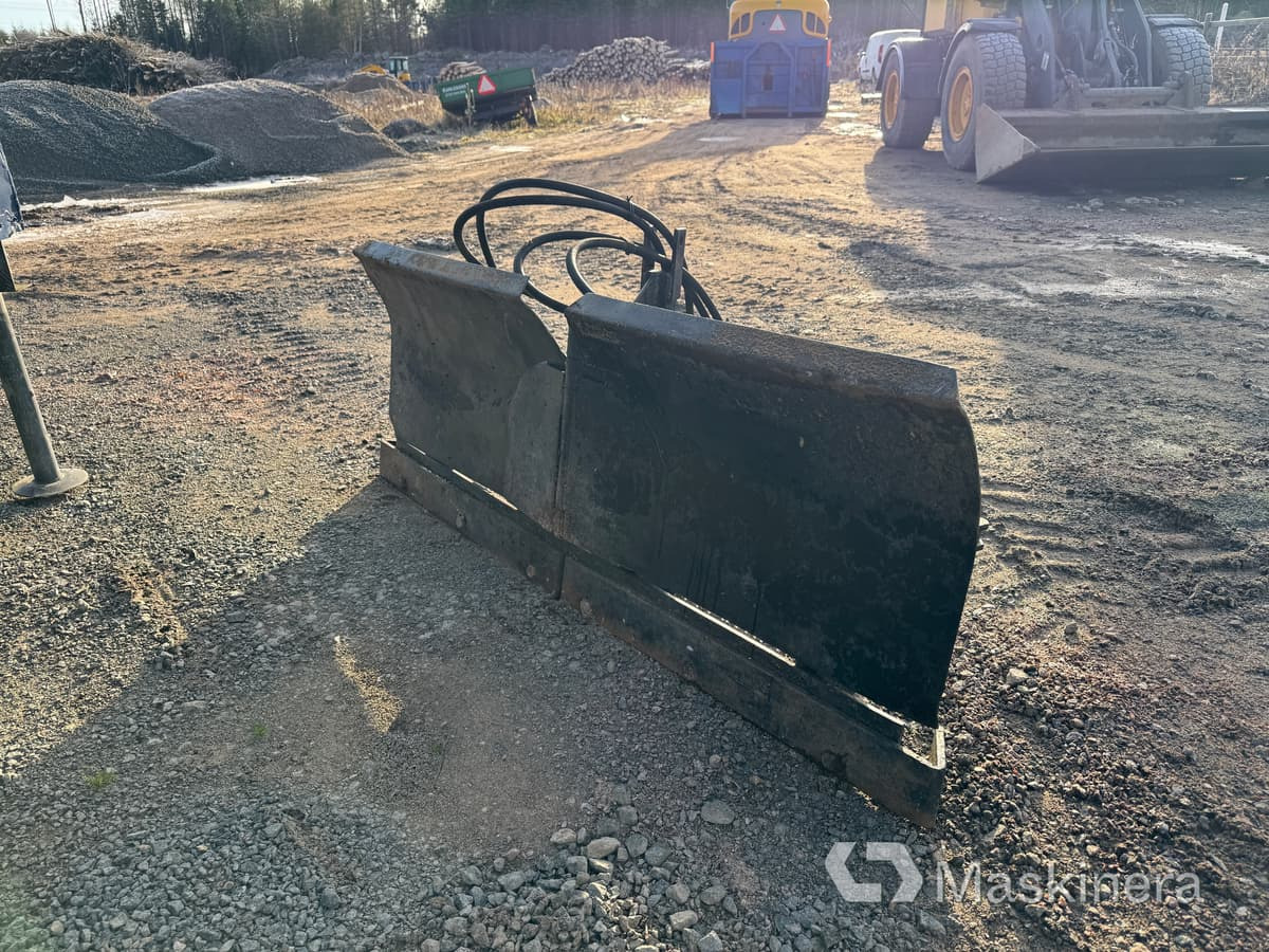 Vikplog / Snöblad 3-punktsfäste - Bajak salju: gambar 1 Vikplog / Snöblad 3-punktsfäste - Bajak salju: gambar 1