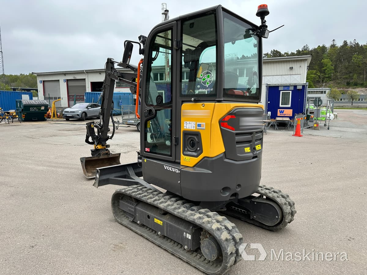 Volvo JECR25D Electric Grävmaskin Volvo ECR25 Electric - Ekskavator perayap: gambar 3 Volvo JECR25D Electric Grävmaskin Volvo ECR25 Electric - Ekskavator perayap: gambar 3