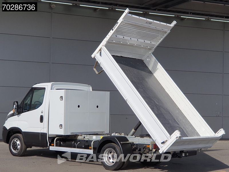 Iveco Daily 35C18 3.0L Automaat Kipper met Kist Dubbellucht 3,5t Trekhaak Airco Euro6 Tipper Kieper Benne 2m3 Airco Trekhaak Cruise control - Van jungkit: gambar 2 Iveco Daily 35C18 3.0L Automaat Kipper met Kist Dubbellucht 3,5t Trekhaak Airco Euro6 Tipper Kieper Benne 2m3 Airco Trekhaak Cruise control - Van jungkit: gambar 2
