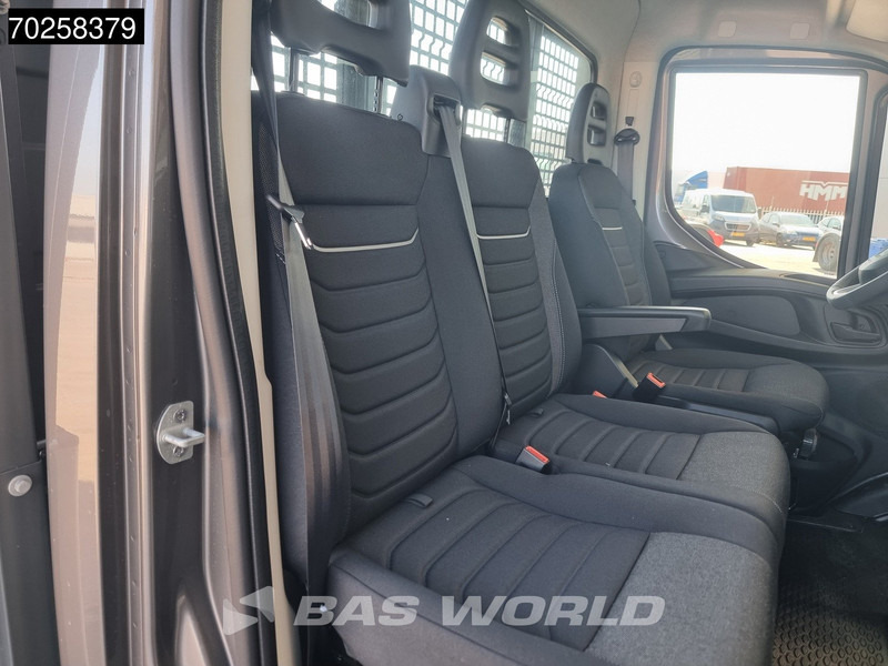 Iveco Daily 35C21 3.0L Black Edition Automaat 210PK 2025-Model Open laadbak Dubbellucht CarPlay ACC LED 3,5T Trekvermogen Euro6 Pritsche Pic - Van flatbed: gambar 5 Iveco Daily 35C21 3.0L Black Edition Automaat 210PK 2025-Model Open laadbak Dubbellucht CarPlay ACC LED 3,5T Trekvermogen Euro6 Pritsche Pic - Van flatbed: gambar 5