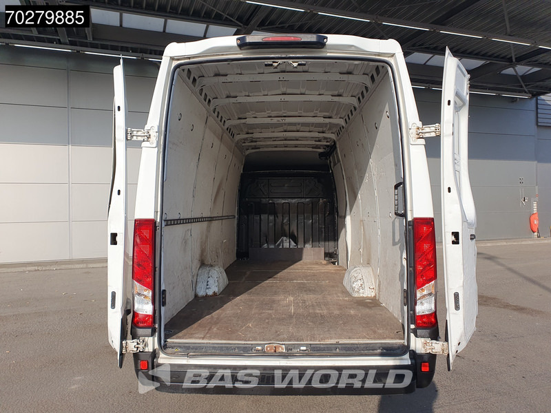 Iveco Daily 35S13 L3H2 3500KG Trekgewicht Airco Euro5 L4H2 16m3 Airco - Van panel: gambar 3 Iveco Daily 35S13 L3H2 3500KG Trekgewicht Airco Euro5 L4H2 16m3 Airco - Van panel: gambar 3