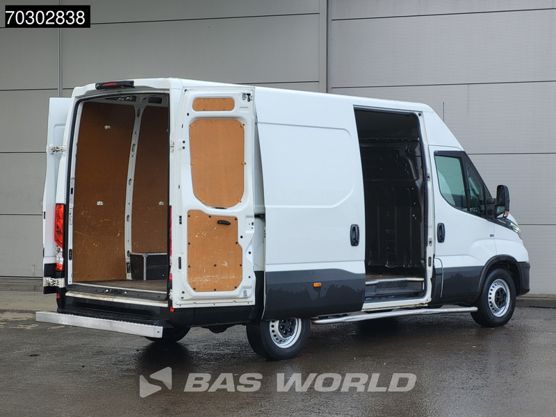 Iveco Daily 35S14 Automaat L2H2 3,5t Trekgewicht ACC LED Navi Airco Camera Parkeersensoren APK 09-2026 L2 Airco - Van panel: gambar 3 Iveco Daily 35S14 Automaat L2H2 3,5t Trekgewicht ACC LED Navi Airco Camera Parkeersensoren APK 09-2026 L2 Airco - Van panel: gambar 3