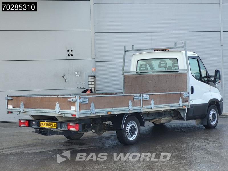 Iveco Daily 35S14 Open Laadbak 3,5t Trekhaak Airco Cruise Euro6 Pritsche Pickup Open Box Airco Trekhaak Cruise control - Van flatbed: gambar 3 Iveco Daily 35S14 Open Laadbak 3,5t Trekhaak Airco Cruise Euro6 Pritsche Pickup Open Box Airco Trekhaak Cruise control - Van flatbed: gambar 3