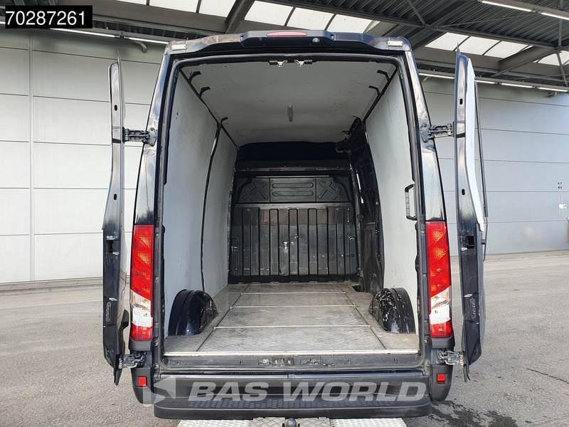 Iveco Daily 35S16 Automaat L2H2 3,5t Trekhaak Airco Cruise Camera Euro6 L2 11m3 Airco Trekhaak Cruise control - Van panel: gambar 3 Iveco Daily 35S16 Automaat L2H2 3,5t Trekhaak Airco Cruise Camera Euro6 L2 11m3 Airco Trekhaak Cruise control - Van panel: gambar 3