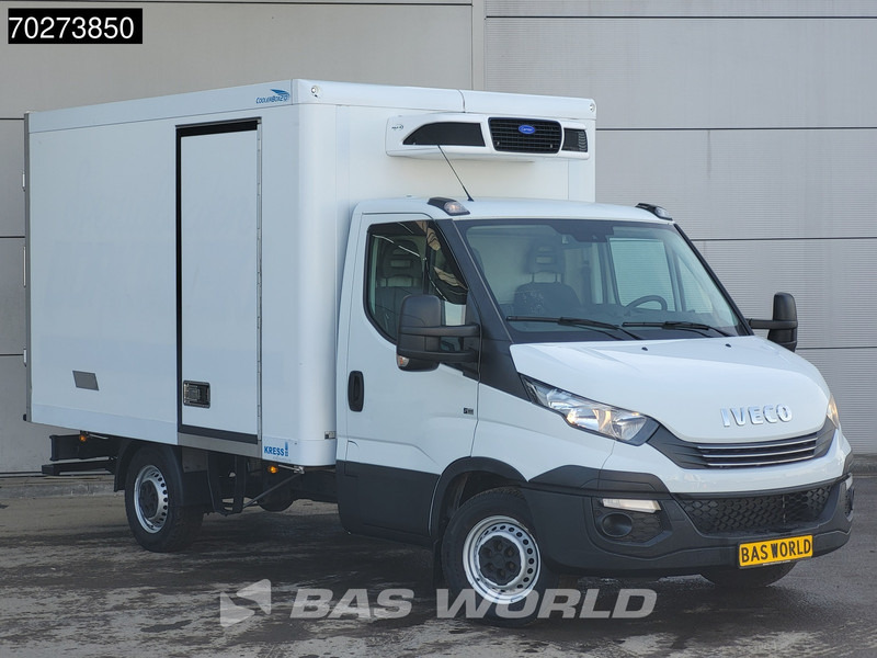 Iveco Daily 35S16 Koelwagen Automaat Carrier Pulsar 400 380V Stekker Airco Cruise Camera Koel Koeler Kühlwagen Kühlkoffer 12m3 Airco Cruise - Van berpendingin: gambar 2 Iveco Daily 35S16 Koelwagen Automaat Carrier Pulsar 400 380V Stekker Airco Cruise Camera Koel Koeler Kühlwagen Kühlkoffer 12m3 Airco Cruise - Van berpendingin: gambar 2