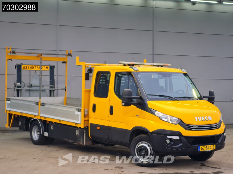 Iveco Daily 70C18 3.0L Automaat 452cmOpen Laadbak Dubbel Cabine Dubbellucht 3,5t Trekhaak Navi Airco Cruise Camera Zwaailamp Euro6 Pritsche - Van flatbed: gambar 3 Iveco Daily 70C18 3.0L Automaat 452cmOpen Laadbak Dubbel Cabine Dubbellucht 3,5t Trekhaak Navi Airco Cruise Camera Zwaailamp Euro6 Pritsche - Van flatbed: gambar 3