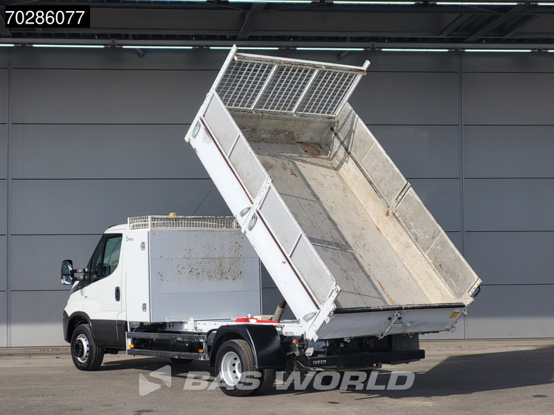 Iveco Daily 72C18 3.0L Kipper met Kist Dubbellucht 3,5t Trekhaak Airco Cruise Euro6 Tipper Benne Kieper Airco Trekhaak Cruise control - Van jungkit: gambar 2 Iveco Daily 72C18 3.0L Kipper met Kist Dubbellucht 3,5t Trekhaak Airco Cruise Euro6 Tipper Benne Kieper Airco Trekhaak Cruise control - Van jungkit: gambar 2