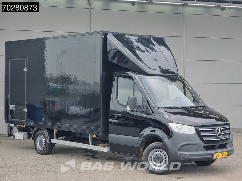 Mercedes-Benz Sprinter 314 CDI Laadklep Automaat Zijdeur Bakwagen Airco Cruise Carplay MBUX Meubelbak Koffer 21m3 Airco Cruise control - Van box: gambar 5 Mercedes-Benz Sprinter 314 CDI Laadklep Automaat Zijdeur Bakwagen Airco Cruise Carplay MBUX Meubelbak Koffer 21m3 Airco Cruise control - Van box: gambar 5