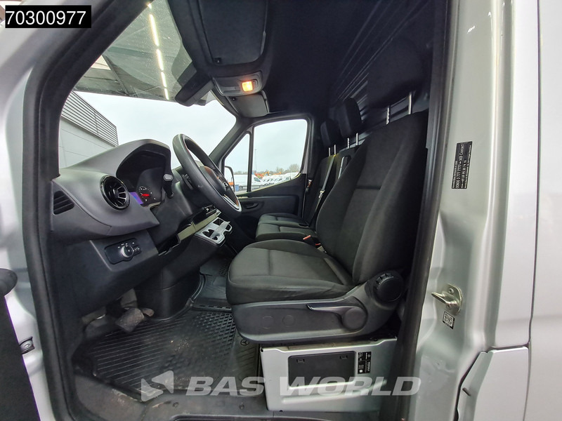 Van kecil Mercedes-Benz Sprinter 315 CDI Automaat L2H2 150PK Airco Camera Parkeersensoren MBUX CarPlay Euro6 L2 Airco: gambar 11 Van kecil Mercedes-Benz Sprinter 315 CDI Automaat L2H2 150PK Airco Camera Parkeersensoren MBUX CarPlay Euro6 L2 Airco: gambar 11