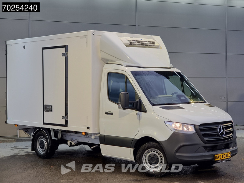 Mercedes-Benz Sprinter 315 CDI Koelwagen Thermo King V-300max 230V stekker Bakwagen Koel Kühlwagen 13m3 Airco Cruise control - Van berpendingin: gambar 5 Mercedes-Benz Sprinter 315 CDI Koelwagen Thermo King V-300max 230V stekker Bakwagen Koel Kühlwagen 13m3 Airco Cruise control - Van berpendingin: gambar 5