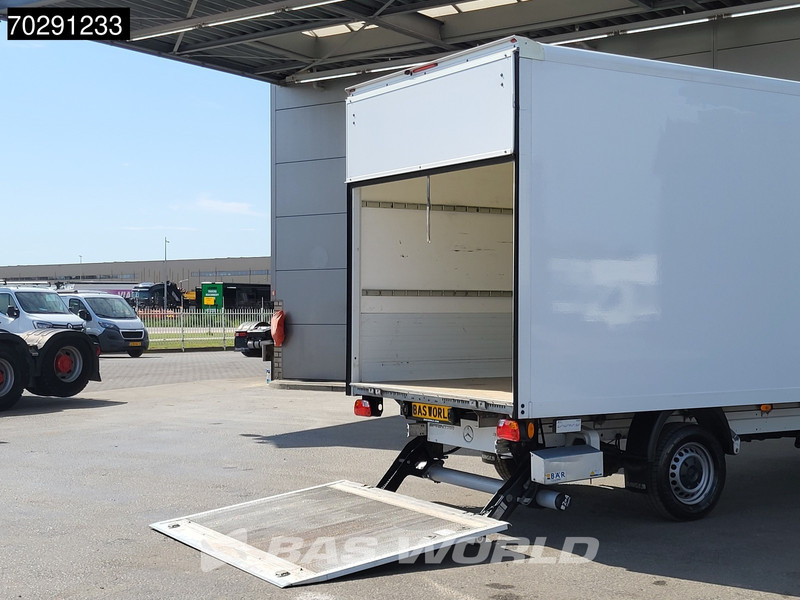 Mercedes-Benz Sprinter 317 CDI Automaat Bakwagen Laadklep Camera Airco Koffer Meubelbak 21m3 Airco - Van box: gambar 5 Mercedes-Benz Sprinter 317 CDI Automaat Bakwagen Laadklep Camera Airco Koffer Meubelbak 21m3 Airco - Van box: gambar 5