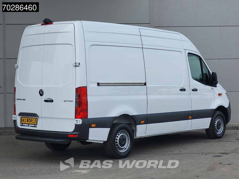 Mercedes-Benz Sprinter 317 CDI Automaat L2H2 170PK Navi Airco Cruise Camera Parkeersensoren MBUX CarPlay Euro6 L2 12m3 Airco Cruise control - Van panel: gambar 5 Mercedes-Benz Sprinter 317 CDI Automaat L2H2 170PK Navi Airco Cruise Camera Parkeersensoren MBUX CarPlay Euro6 L2 12m3 Airco Cruise control - Van panel: gambar 5