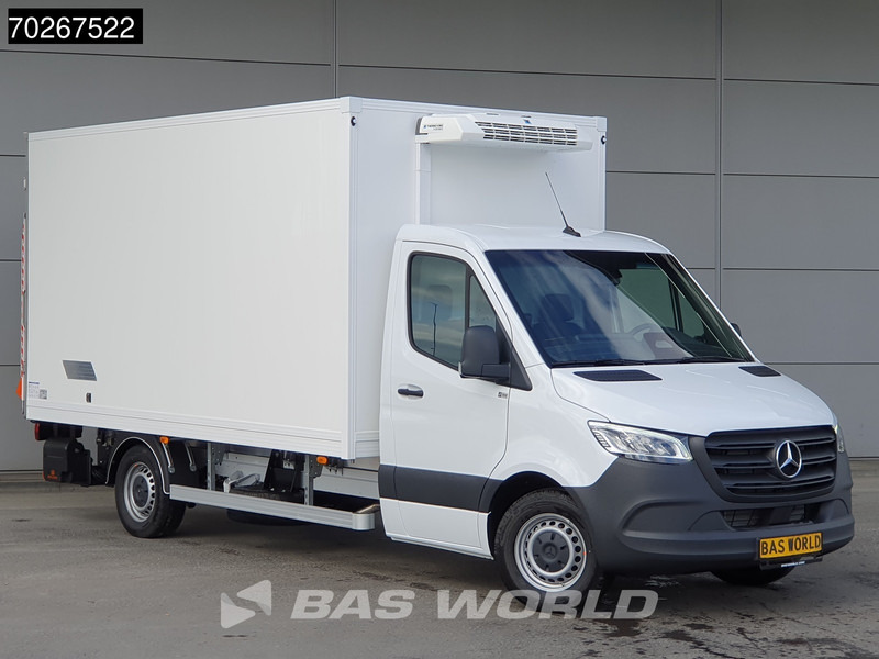 Mercedes-Benz Sprinter 317 CDI Koelwagen Vriezer Laadklep Thermo King V-200 MAX 230V Stekker LED Airco Euro6 Koel Koeler Kühl Kühler Vries Vriezer Kühl - Van berpendingin: gambar 5 Mercedes-Benz Sprinter 317 CDI Koelwagen Vriezer Laadklep Thermo King V-200 MAX 230V Stekker LED Airco Euro6 Koel Koeler Kühl Kühler Vries Vriezer Kühl - Van berpendingin: gambar 5