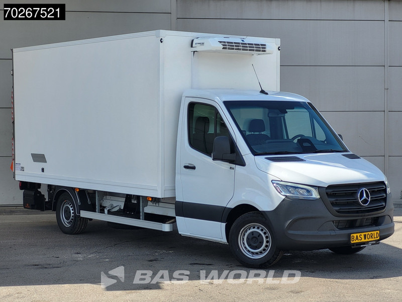 Mercedes-Benz Sprinter 317 CDI Koelwagen Vriezer Laadklep Thermo King V-200 MAX 230V Stekker LED Airco Euro6 Koel Koeler Kühl Kühler Vries Vriezer Kühl - Van berpendingin: gambar 5 Mercedes-Benz Sprinter 317 CDI Koelwagen Vriezer Laadklep Thermo King V-200 MAX 230V Stekker LED Airco Euro6 Koel Koeler Kühl Kühler Vries Vriezer Kühl - Van berpendingin: gambar 5
