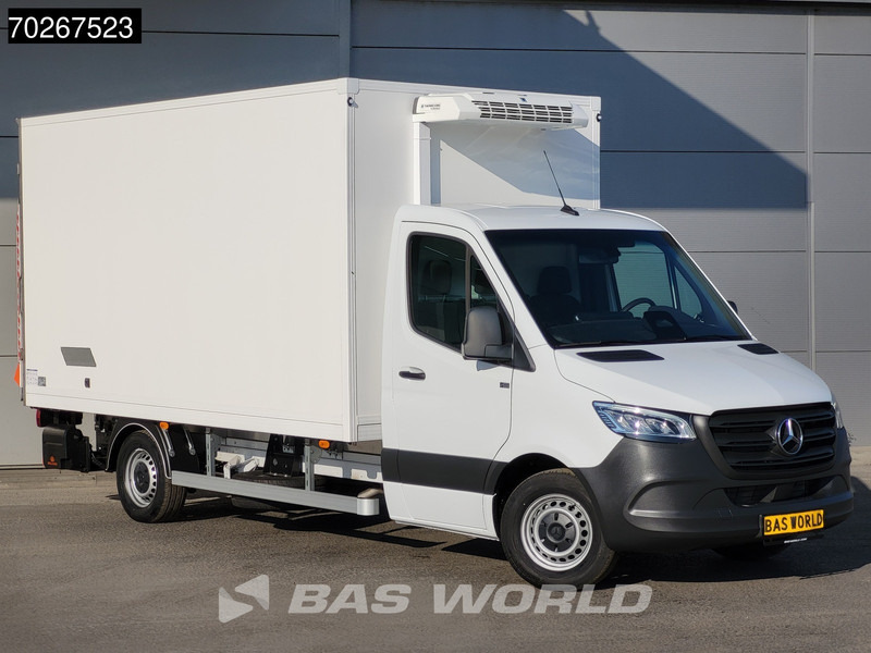 Mercedes-Benz Sprinter 317 CDI Koelwagen Vriezer Laadklep Thermo King V-200 MAX 230V Stekker LED Airco Euro6 Koel Koeler Kühl Kühler Vries Vriezer Kühl - Van berpendingin: gambar 5 Mercedes-Benz Sprinter 317 CDI Koelwagen Vriezer Laadklep Thermo King V-200 MAX 230V Stekker LED Airco Euro6 Koel Koeler Kühl Kühler Vries Vriezer Kühl - Van berpendingin: gambar 5
