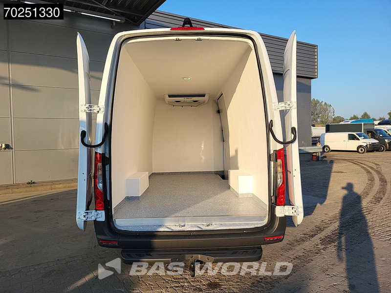 Mercedes-Benz Sprinter 317 CDI L3H2 Koelwagen Thermo King V-200 MAX 230V Stekker Trekhaak Airco Cruise Camera Navi Koeler Koel Kühlwagen 12m3 Airco Tre - Van berpendingin: gambar 3 Mercedes-Benz Sprinter 317 CDI L3H2 Koelwagen Thermo King V-200 MAX 230V Stekker Trekhaak Airco Cruise Camera Navi Koeler Koel Kühlwagen 12m3 Airco Tre - Van berpendingin: gambar 3