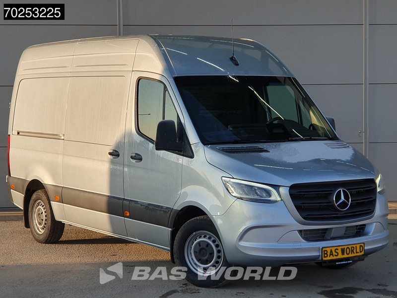 Mercedes-Benz Sprinter 319 CDI Automaat L2H2 model 2025 Camera MBUX LED Airco Cruise 10m3 Airco Cruise control - Van panel: gambar 3 Mercedes-Benz Sprinter 319 CDI Automaat L2H2 model 2025 Camera MBUX LED Airco Cruise 10m3 Airco Cruise control - Van panel: gambar 3