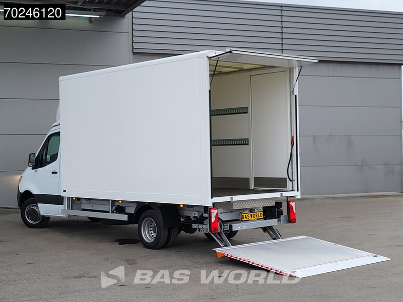 Mercedes-Benz Sprinter 515 CDI Automaat 1000kg Laadklep Dubbellucht Bakwagen MBUX Airco Cruise MBUX Koffer Meubelbak 21m3 Airco Cruise control - Van box: gambar 5 Mercedes-Benz Sprinter 515 CDI Automaat 1000kg Laadklep Dubbellucht Bakwagen MBUX Airco Cruise MBUX Koffer Meubelbak 21m3 Airco Cruise control - Van box: gambar 5
