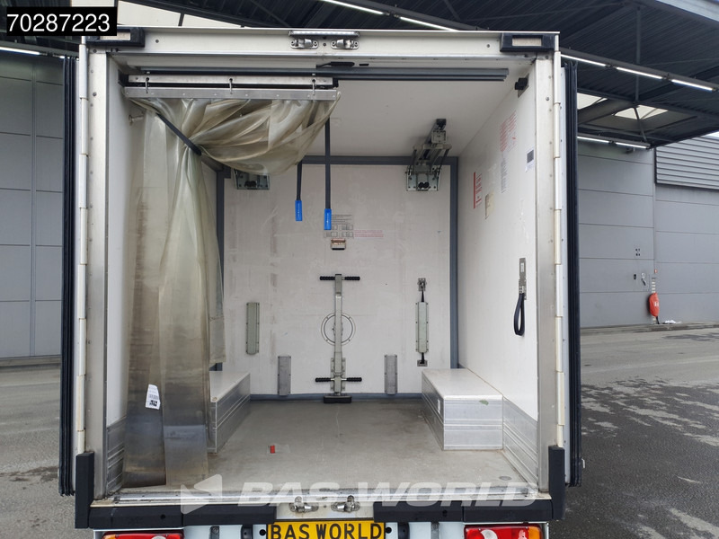 Renault Master 145PK Koelwagen Vriezer Lamberet Thermo King V-300 MAX 230V Stekker Airco Cruise Parkeersensoren Euro6 Koel Koeler Kühl Kühler Kühlwag - Van berpendingin: gambar 3 Renault Master 145PK Koelwagen Vriezer Lamberet Thermo King V-300 MAX 230V Stekker Airco Cruise Parkeersensoren Euro6 Koel Koeler Kühl Kühler Kühlwag - Van berpendingin: gambar 3
