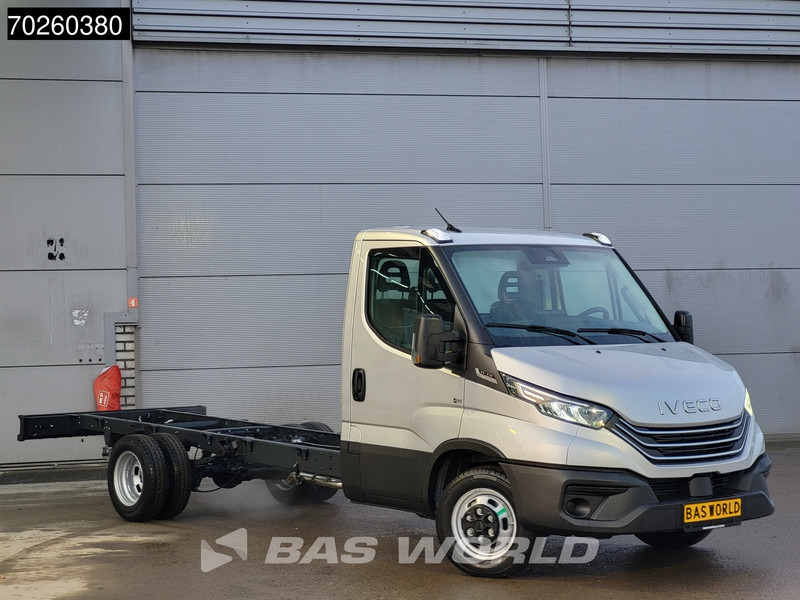 Iveco Daily 35C21 Automaat 410wb Dubbellucht 2025model Chassis Cabine ACC Fahrgestell Airco - Van pengiriman: gambar 2 Iveco Daily 35C21 Automaat 410wb Dubbellucht 2025model Chassis Cabine ACC Fahrgestell Airco - Van pengiriman: gambar 2