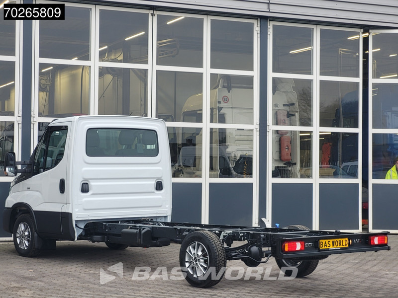 Iveco Daily 35S16 Automaat Chassis Cabine 410WB 2025 model LED CarPlay Camera Velgen Cruise Airco Fahrgestell Airco Cruise control - Van pengiriman: gambar 2 Iveco Daily 35S16 Automaat Chassis Cabine 410WB 2025 model LED CarPlay Camera Velgen Cruise Airco Fahrgestell Airco Cruise control - Van pengiriman: gambar 2