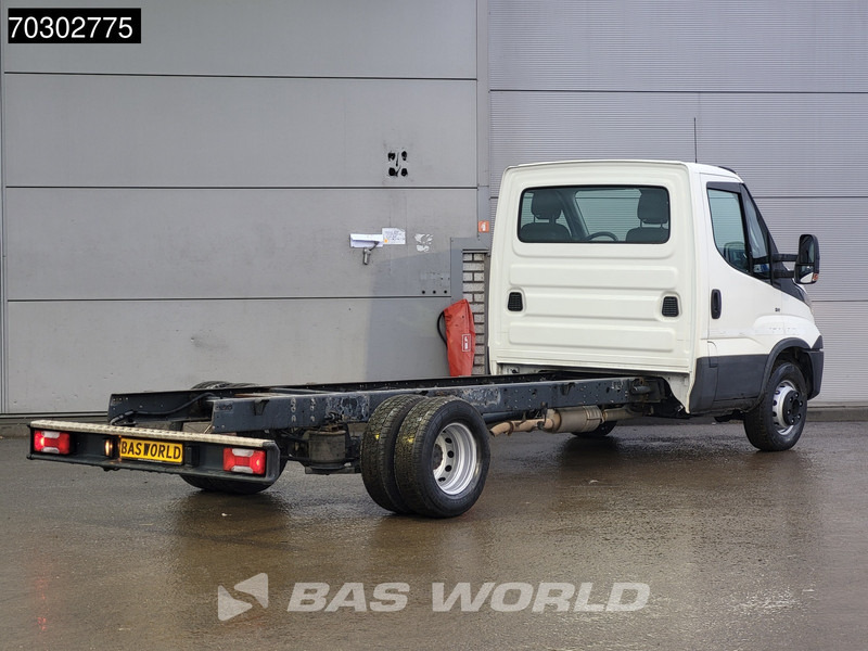 Iveco Daily 70C21 3.0L Automaat Luchtvering 435cm WB 210PK Chassis Cabine Airco Cruise Standkachel Euro6 Chassis Fahrgestell Airco Cruise co - Van pengiriman: gambar 5 Iveco Daily 70C21 3.0L Automaat Luchtvering 435cm WB 210PK Chassis Cabine Airco Cruise Standkachel Euro6 Chassis Fahrgestell Airco Cruise co - Van pengiriman: gambar 5