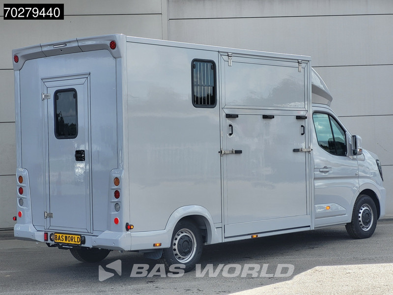 Renault Master 130pk 2025 model Paardenwagen Hengstenuitvoering / Horsetruck / Veewagen 18m3 Airco Cruise control - Van pengiriman: gambar 3 Renault Master 130pk 2025 model Paardenwagen Hengstenuitvoering / Horsetruck / Veewagen 18m3 Airco Cruise control - Van pengiriman: gambar 3