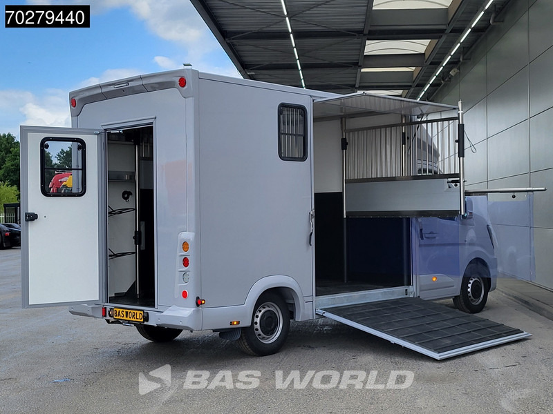 Renault Master 130pk 2025 model Paardenwagen Hengstenuitvoering / Horsetruck / Veewagen 18m3 Airco Cruise control - Van pengiriman: gambar 2 Renault Master 130pk 2025 model Paardenwagen Hengstenuitvoering / Horsetruck / Veewagen 18m3 Airco Cruise control - Van pengiriman: gambar 2