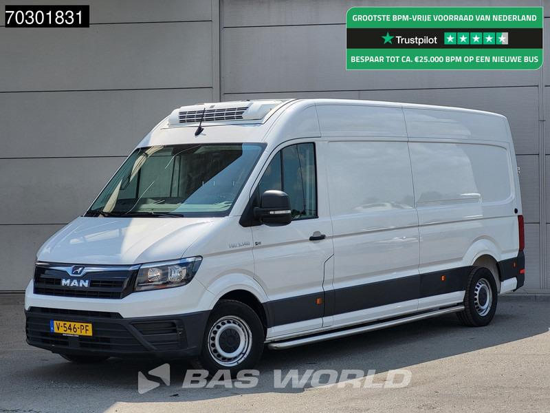 Volkswagen Crafter 140pk Bi Temp Koelwagen Vriezer Themo King V-300 MAX Airco Euro6 Koel Koeler Vries Kühler Kühl Kühlwagen Frigo 12m3 Airco Cruise - Van berpendingin: gambar 1 Volkswagen Crafter 140pk Bi Temp Koelwagen Vriezer Themo King V-300 MAX Airco Euro6 Koel Koeler Vries Kühler Kühl Kühlwagen Frigo 12m3 Airco Cruise - Van berpendingin: gambar 1