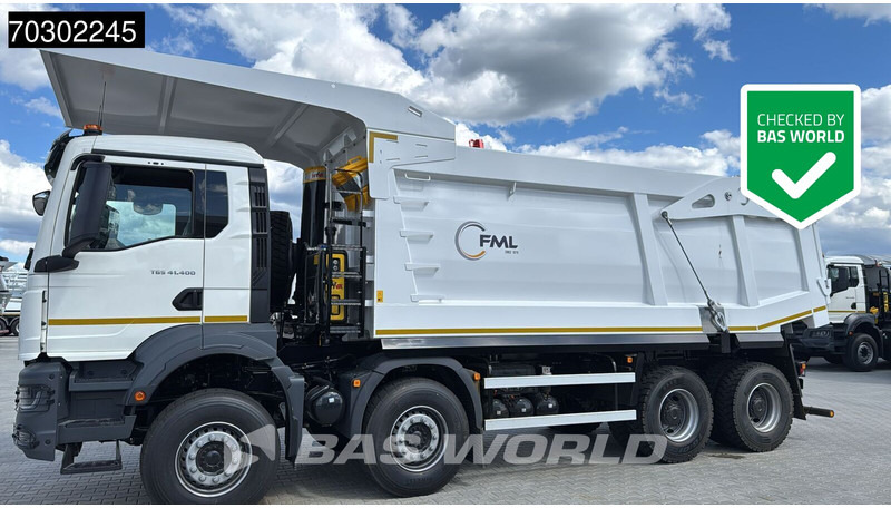 MAN TGS 41.400 8X4 23m3 Wielton Mining tipper Manual Steel suspension EURO 2 - Truk jungkit: gambar 1 MAN TGS 41.400 8X4 23m3 Wielton Mining tipper Manual Steel suspension EURO 2 - Truk jungkit: gambar 1