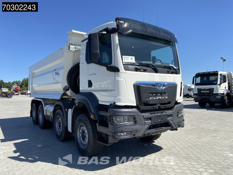 MAN TGS 41.400 8X4 NEW! 20m3 KH Kipper Manual Steel suspension Big-Axle EURO 2 - Truk jungkit: gambar 3 MAN TGS 41.400 8X4 NEW! 20m3 KH Kipper Manual Steel suspension Big-Axle EURO 2 - Truk jungkit: gambar 3