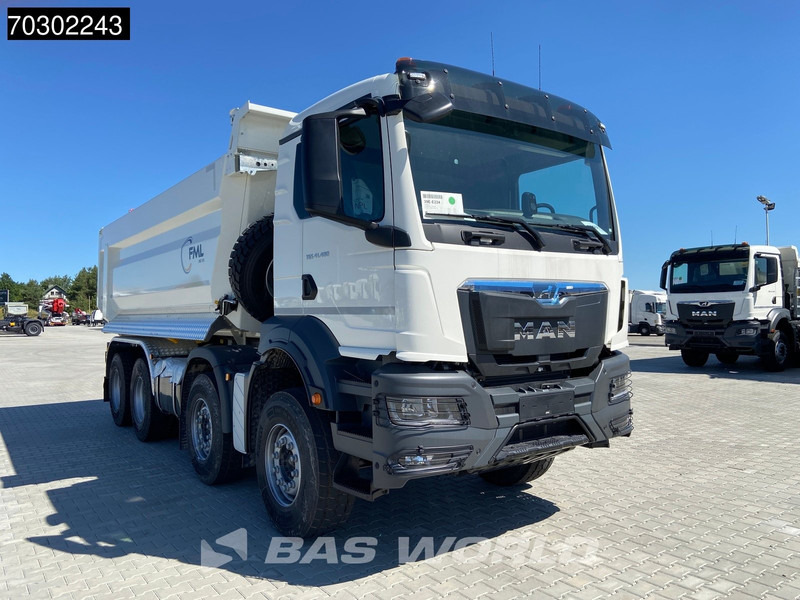 MAN TGS 41.400 8X4 NEW! 20m3 KH Kipper Manual Steel suspension Big-Axle EURO 2 - Truk jungkit: gambar 3 MAN TGS 41.400 8X4 NEW! 20m3 KH Kipper Manual Steel suspension Big-Axle EURO 2 - Truk jungkit: gambar 3