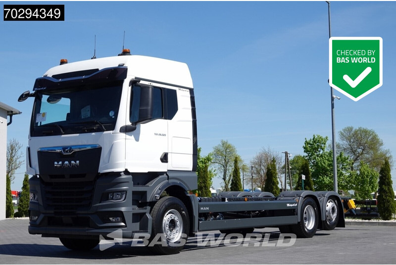 MAN TGX 26.520 TGX 6X2 Lift-Steering Axle Euro 6 - Truk sasis: gambar 1 MAN TGX 26.520 TGX 6X2 Lift-Steering Axle Euro 6 - Truk sasis: gambar 1