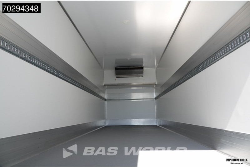 MAN TGX 26.520 TGX 6X2 Thermo King T-1000 R Automatic Lift-Steering Axle Euro 6 - Truk berpendingin: gambar 3 MAN TGX 26.520 TGX 6X2 Thermo King T-1000 R Automatic Lift-Steering Axle Euro 6 - Truk berpendingin: gambar 3