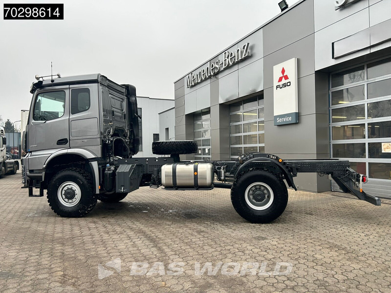 Mercedes-Benz Acrocs 2051 Arocs 4X4 NEW 4x4 chassis! Camper base Steel suspension Big-Axle Automatic Euro 6 - Truk sasis: gambar 5 Mercedes-Benz Acrocs 2051 Arocs 4X4 NEW 4x4 chassis! Camper base Steel suspension Big-Axle Automatic Euro 6 - Truk sasis: gambar 5