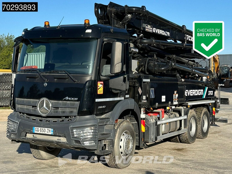 Mercedes-Benz Arocs 2840 Arocs 6X4 Unused! Everdigm 37CX-5 concrete pump Steel Suspension Automatic Euro 6 - Truk pompa beton: gambar 1 Mercedes-Benz Arocs 2840 Arocs 6X4 Unused! Everdigm 37CX-5 concrete pump Steel Suspension Automatic Euro 6 - Truk pompa beton: gambar 1
