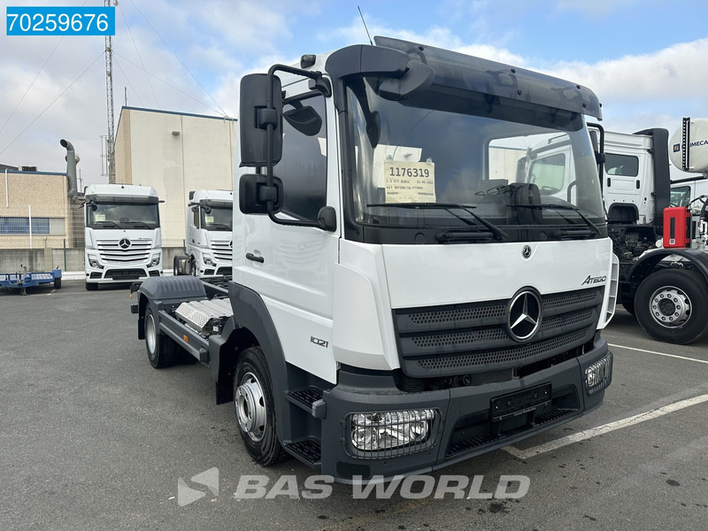 Mercedes-Benz Atego 1021 4X2 10t chassis Automatic ClassicSpace Euro 6 - Truk sasis: gambar 3 Mercedes-Benz Atego 1021 4X2 10t chassis Automatic ClassicSpace Euro 6 - Truk sasis: gambar 3