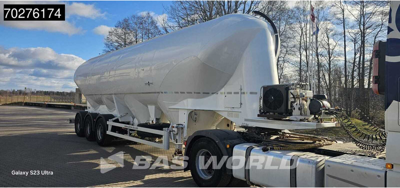 SPITZER SF2755/4P 3 axles 55m3 Liftachse - Semi-trailer tangki: gambar 3 SPITZER SF2755/4P 3 axles 55m3 Liftachse - Semi-trailer tangki: gambar 3