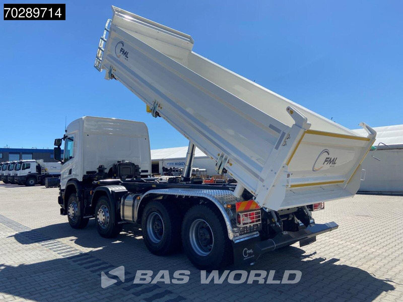 Scania P420 8X4 NEW! 13,5m3 3-way tipper Hardox450 Steel Steelsuspension Euro 6 - Truk jungkit: gambar 2 Scania P420 8X4 NEW! 13,5m3 3-way tipper Hardox450 Steel Steelsuspension Euro 6 - Truk jungkit: gambar 2