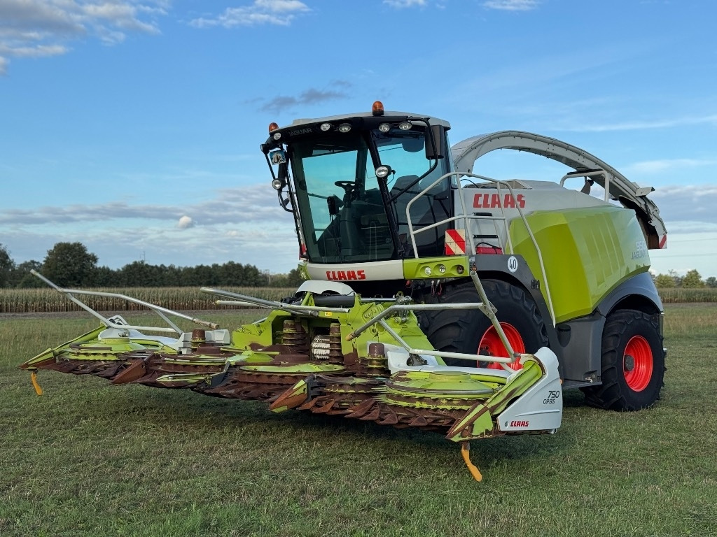 Claas Jaguar 950 Allrad + Claas Orbis 750 - Pemanen hijauan: gambar 3 Claas Jaguar 950 Allrad + Claas Orbis 750 - Pemanen hijauan: gambar 3
