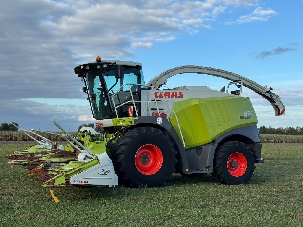 Claas Jaguar 950 Allrad + Claas Orbis 750 - Pemanen hijauan: gambar 5 Claas Jaguar 950 Allrad + Claas Orbis 750 - Pemanen hijauan: gambar 5