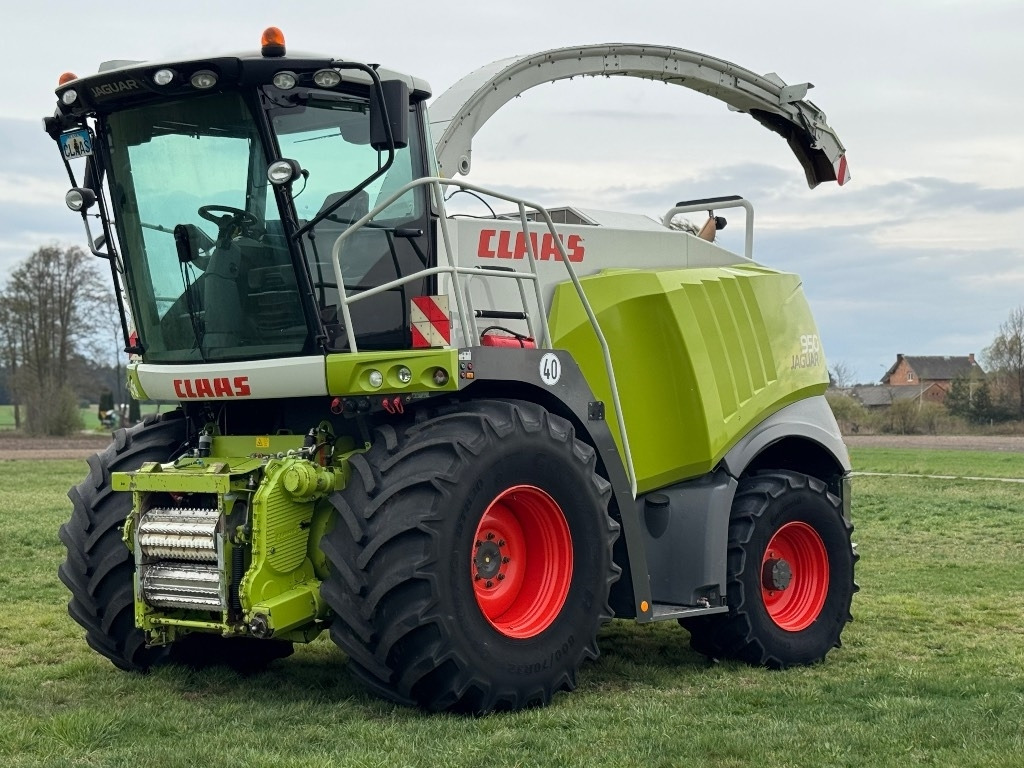 Claas Jaguar 950 Allrad - Pemanen hijauan: gambar 1 Claas Jaguar 950 Allrad - Pemanen hijauan: gambar 1