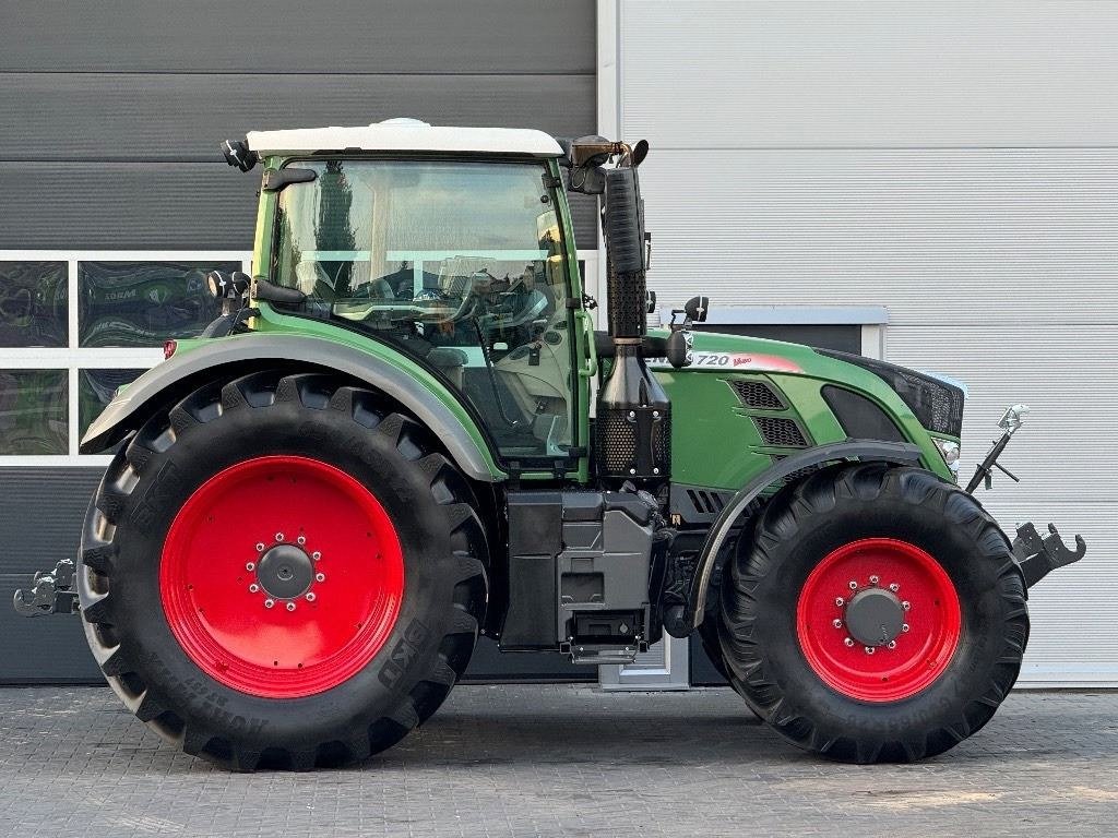 Fendt 720 Vario SCR Profi - Traktor: gambar 4 Fendt 720 Vario SCR Profi - Traktor: gambar 4