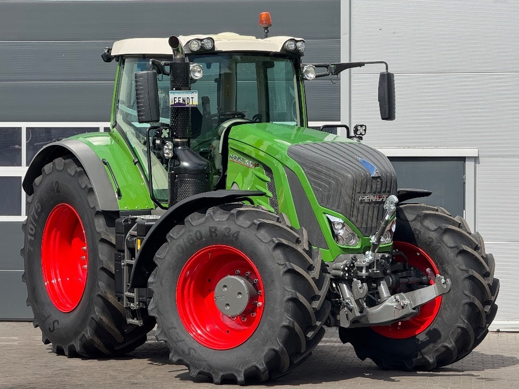 Fendt 930 Vario S4 Profi Plus - Traktor: gambar 1 Fendt 930 Vario S4 Profi Plus - Traktor: gambar 1